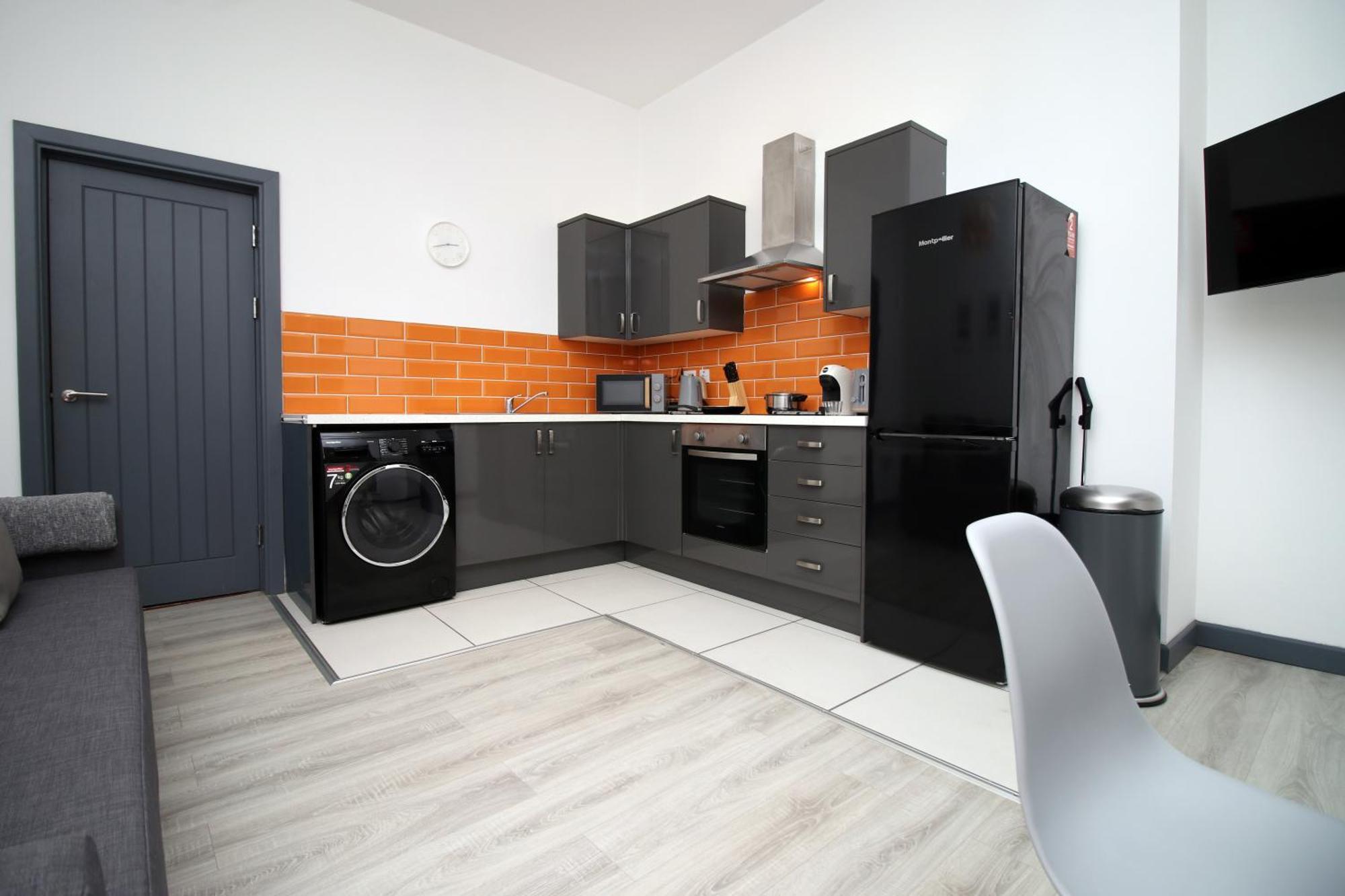Fully Equipped Kitchen, Parking, City Centre スウォンジー エクステリア 写真